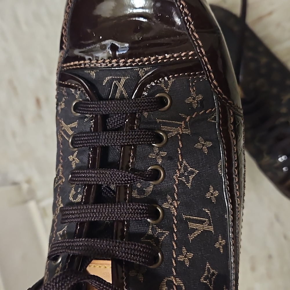 Louis vuitton Mules& Clogs - Picture 2 of 9